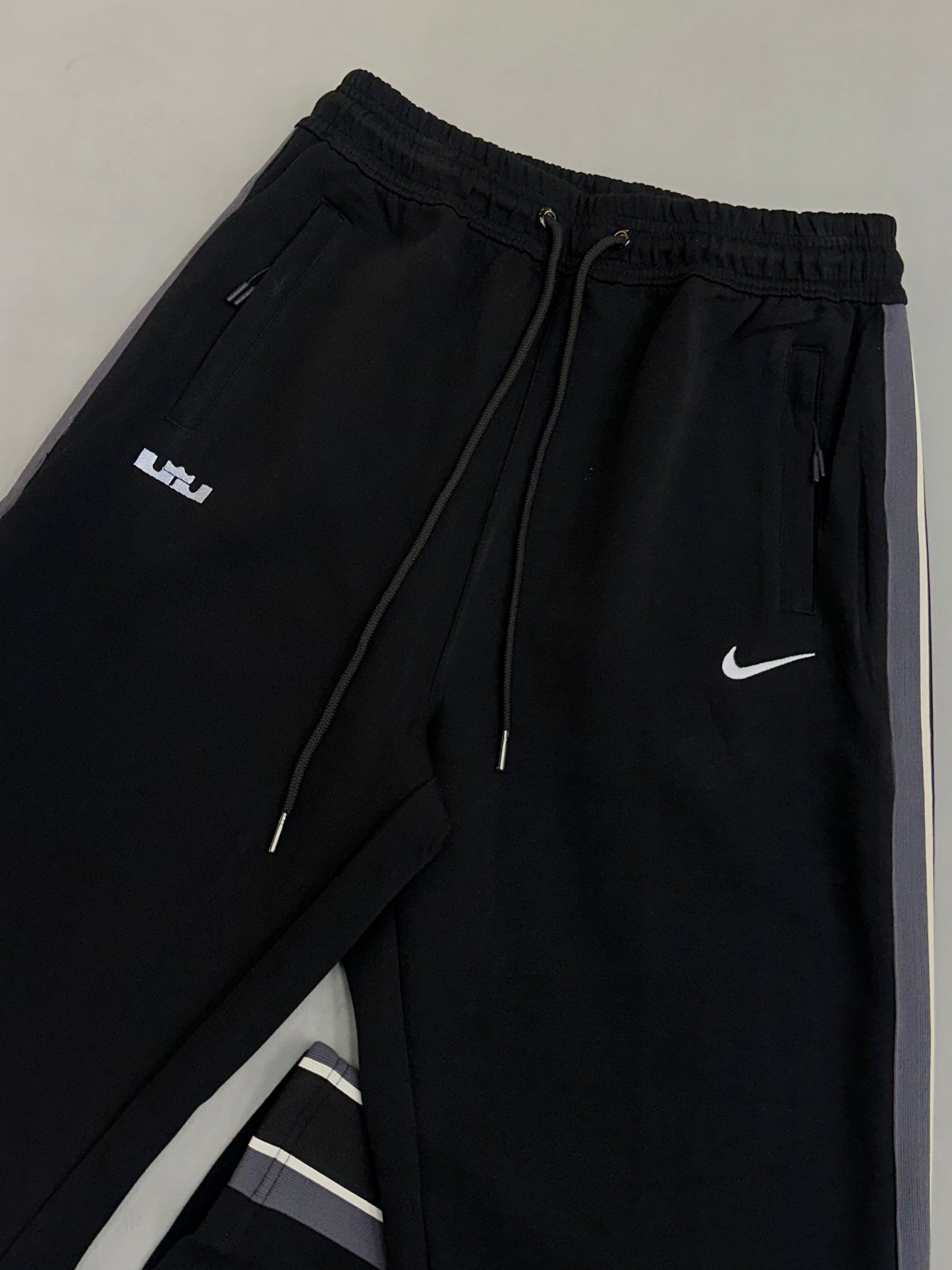SUDADERA NIKE PREMIUM*