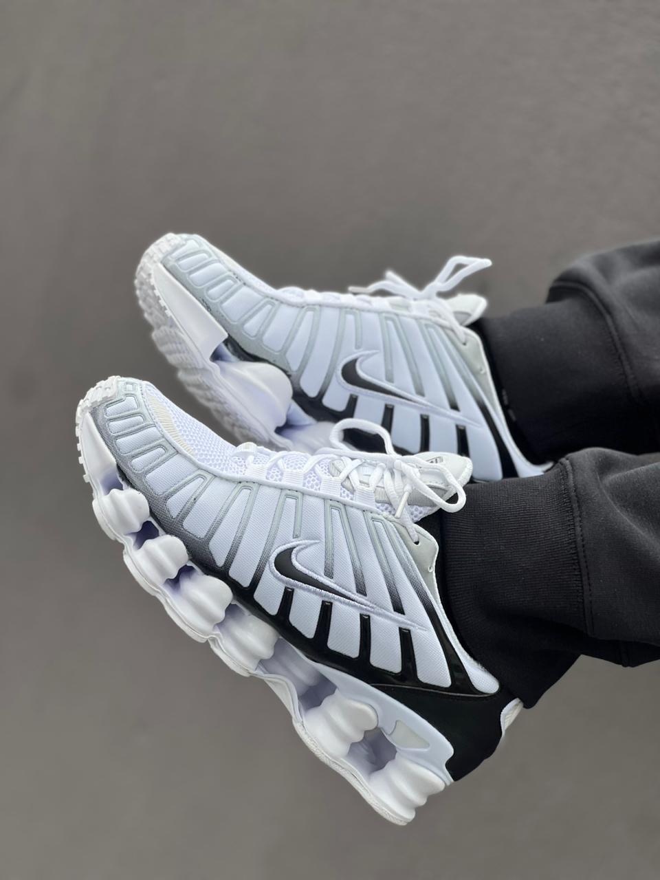 TENIS NIKE 1.1*