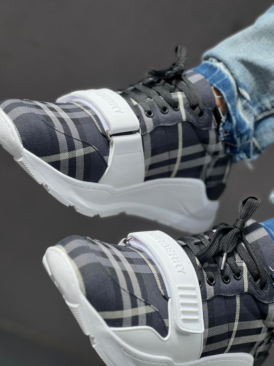 TENIS BURBERRY RAMSEY TURCO