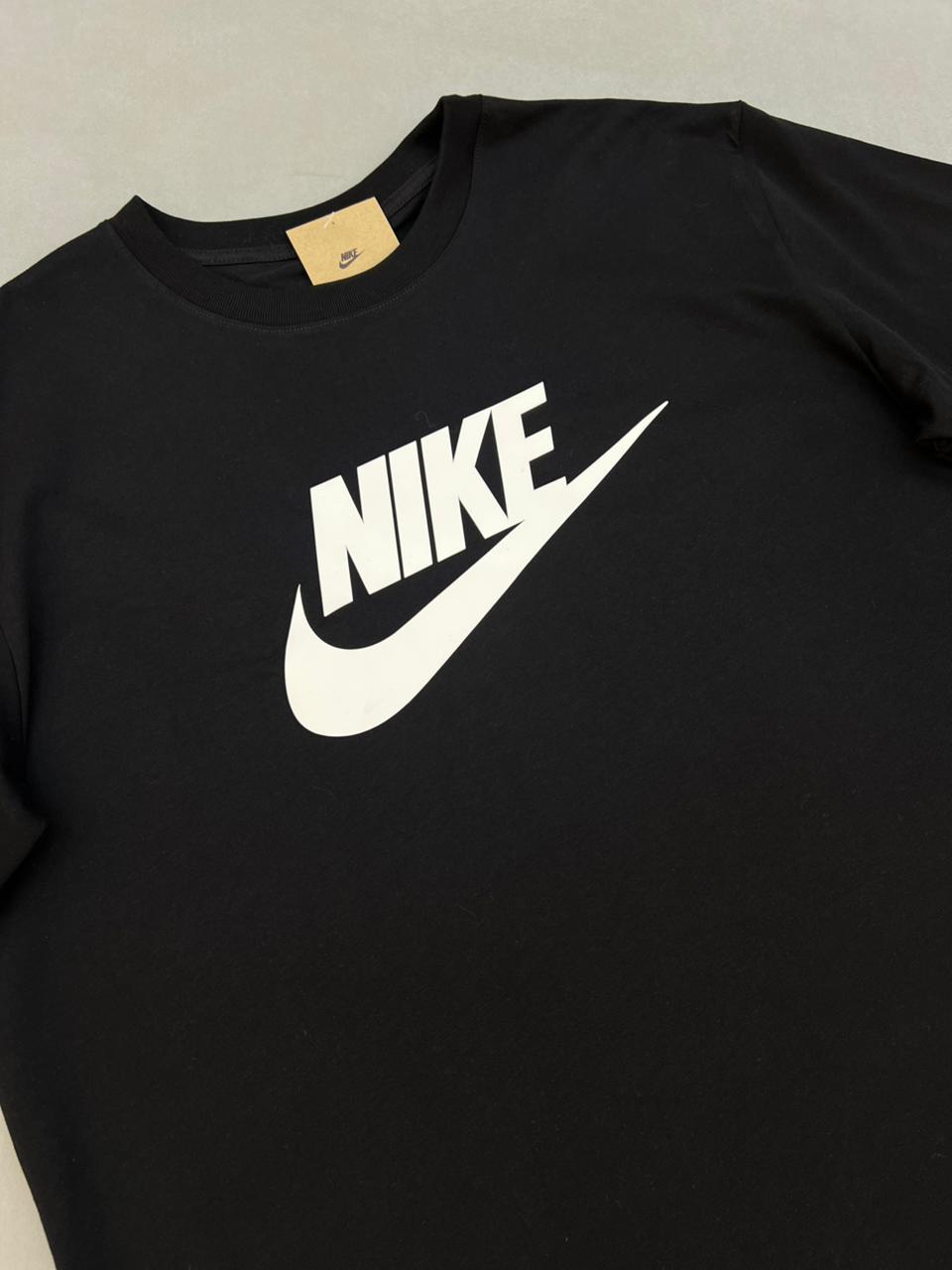 CAMISETA NIKE PREMIUM