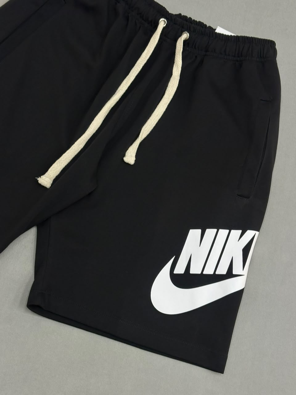 PANTALONETA NIKE PREMIUM