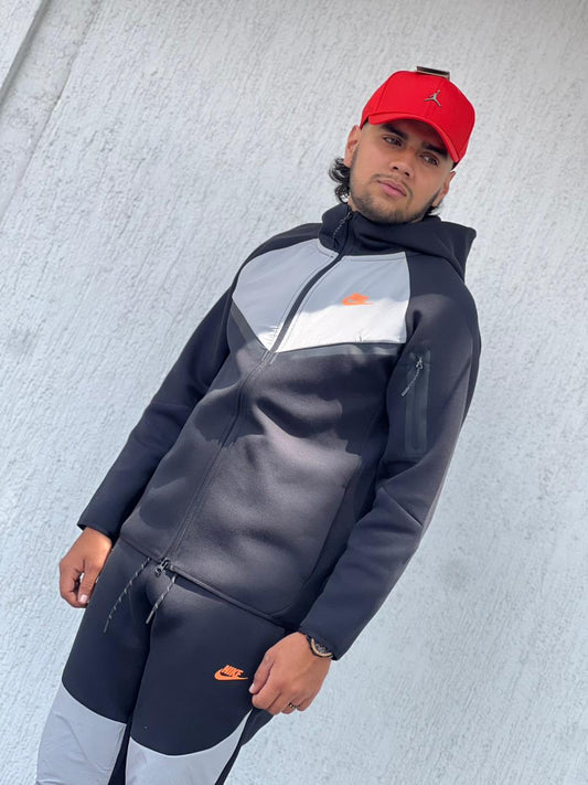 CONJUNTO NIKE TECH PREMIUM