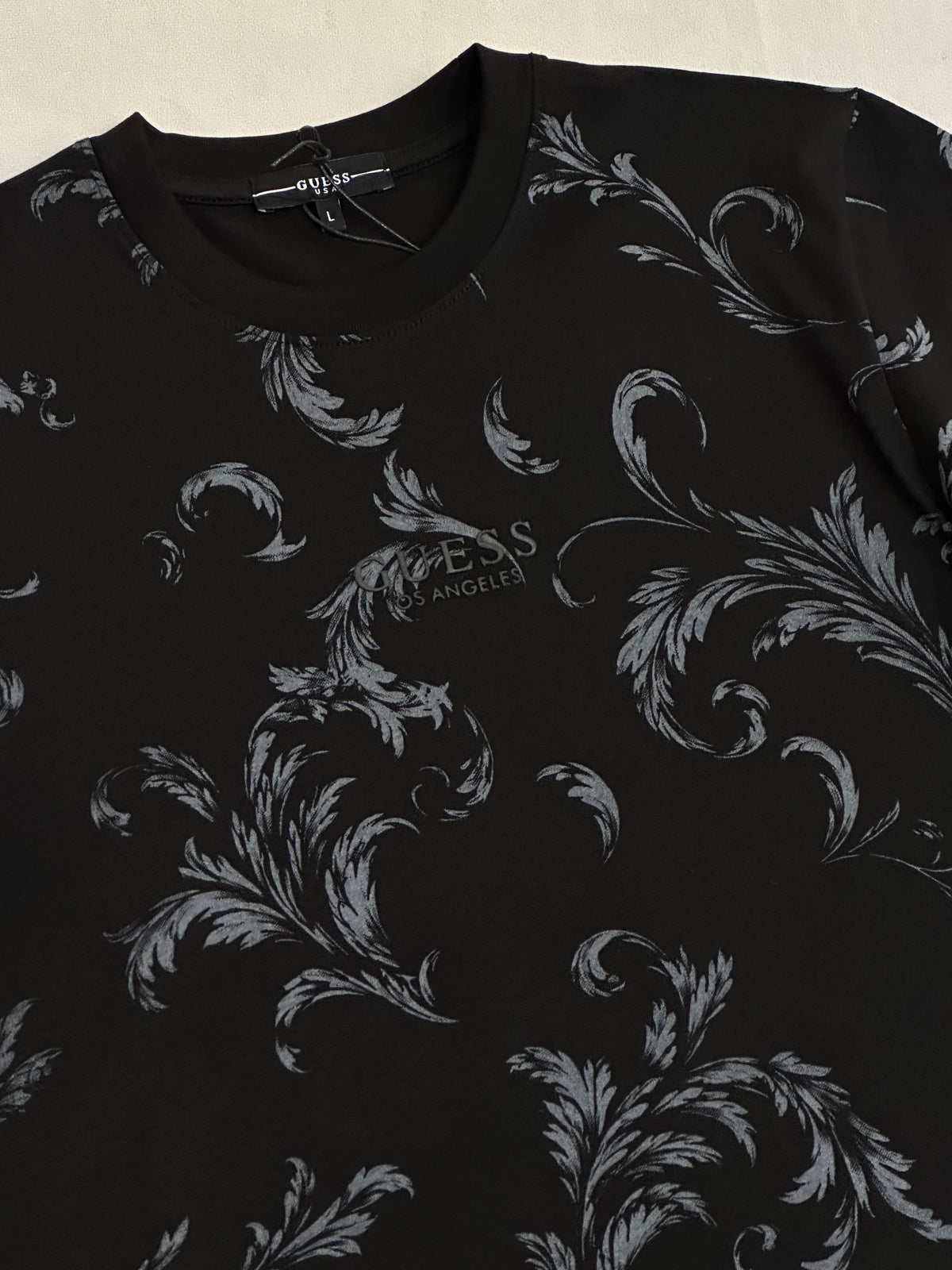 CAMISETA GUESS PREMIUM-