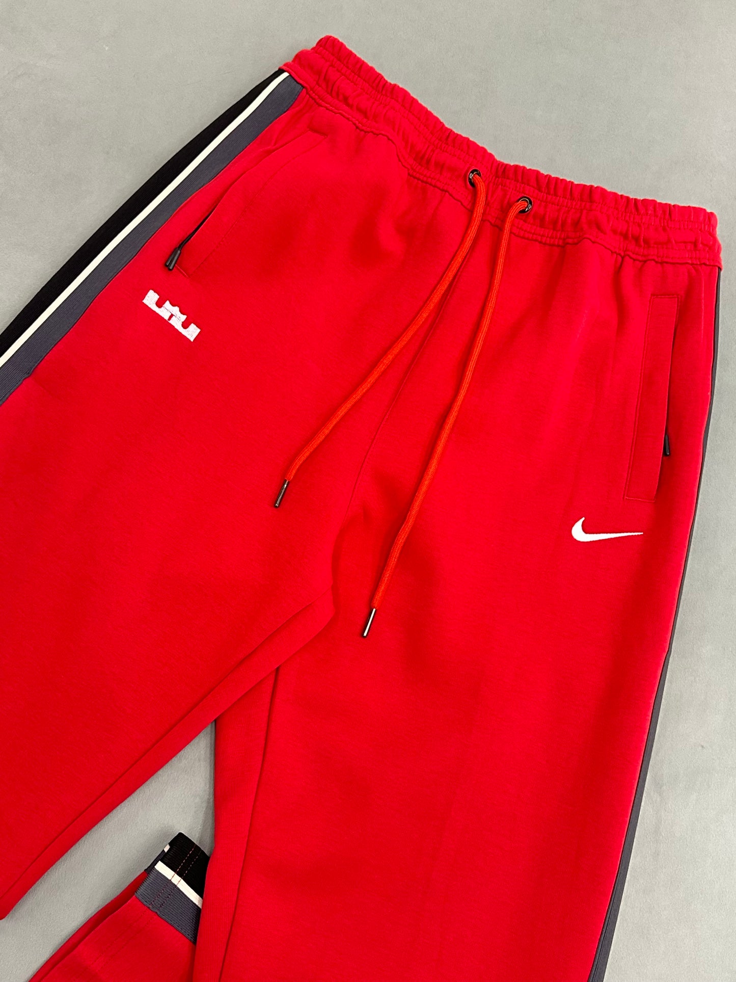 SUDADERA NIKE PREMIUM*