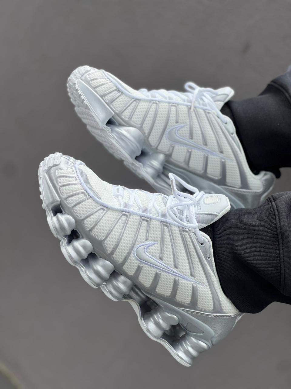 TENIS NIKE 1.1