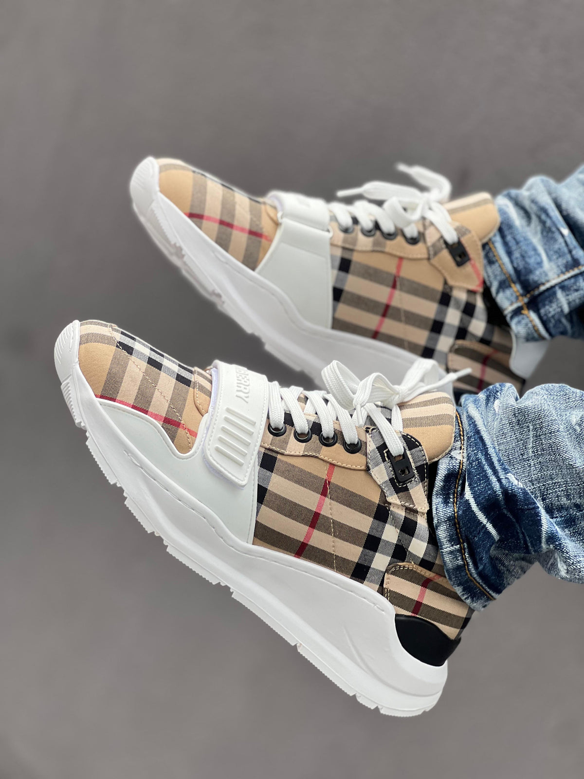 TENIS BURBERRY RAMSEY TURCO-