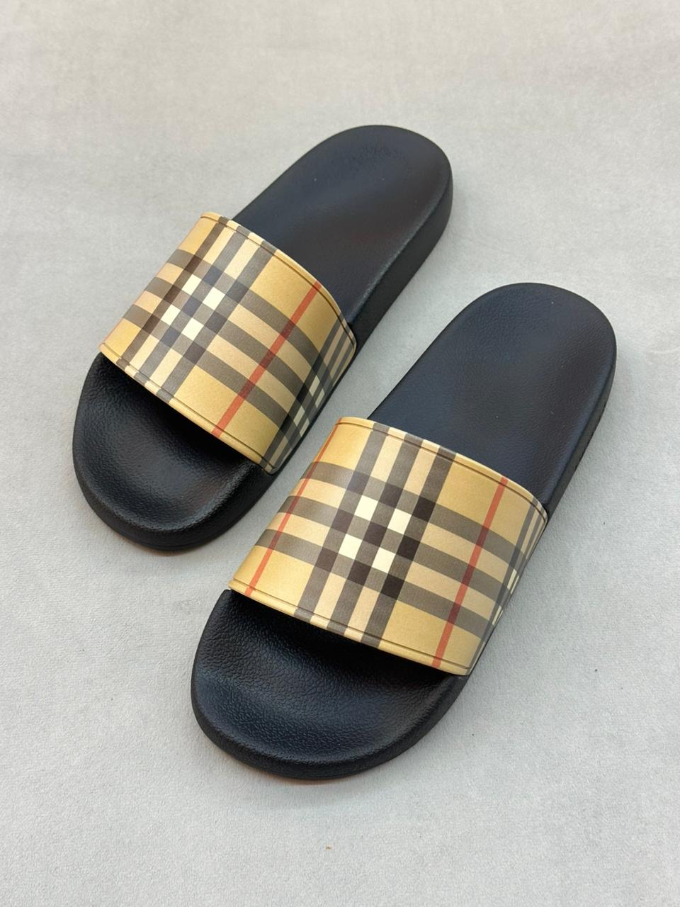 CHANCLAS BURBERRY TURCA