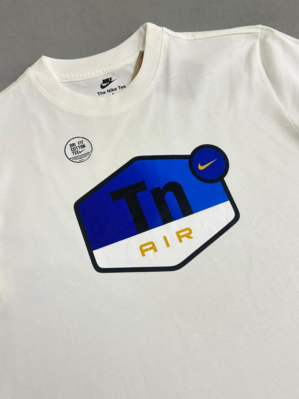 CAMISETA NIKE PREMIUM