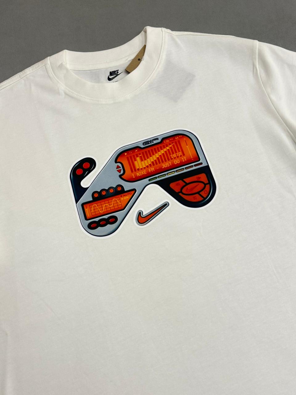 CAMISETA NIKE PREMIUM