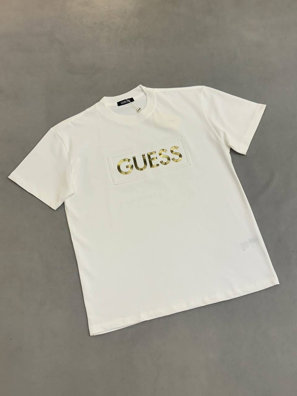 CAMISETA GUESS PREMIUM*