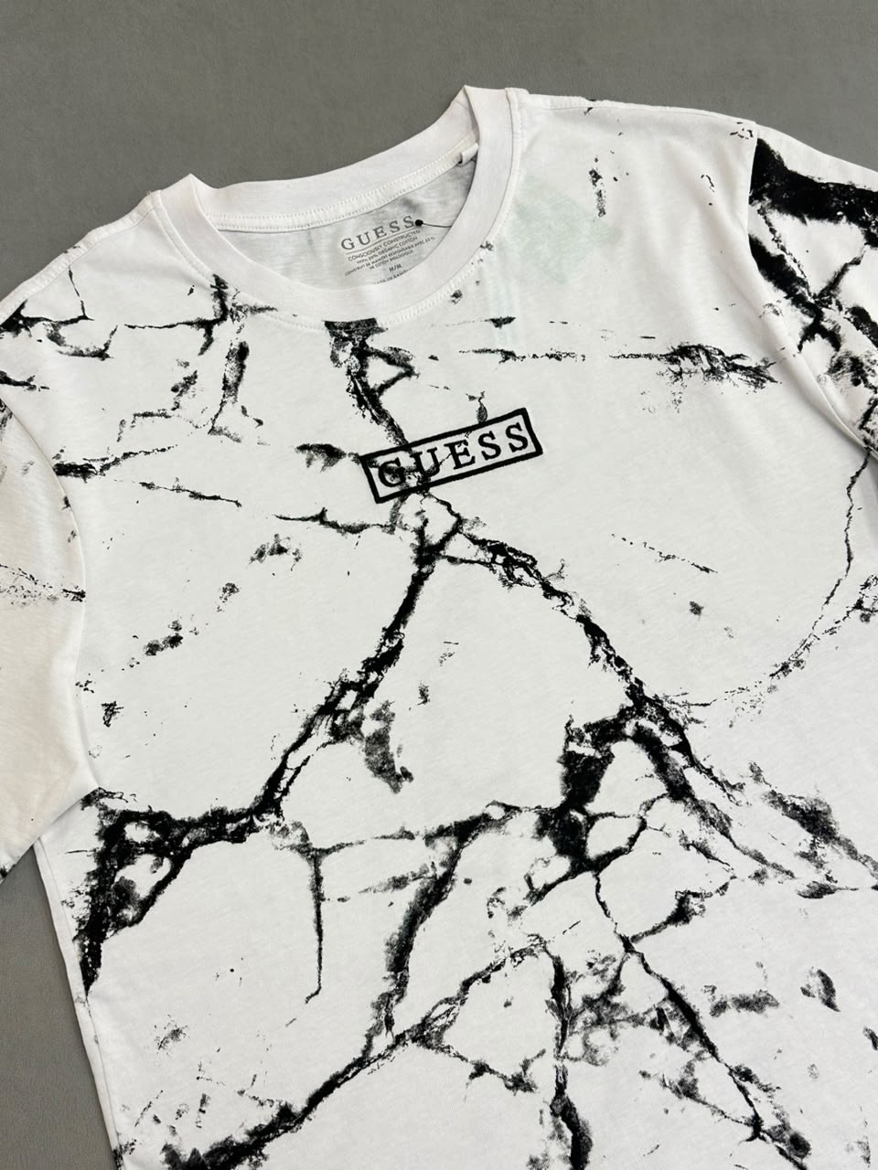 CAMISETA GUESS ORIGINAL*