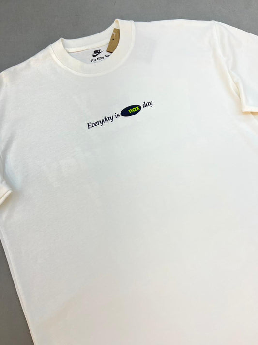 CAMISETA NIKE PREMIUM